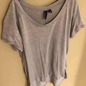 Grey tee shirt